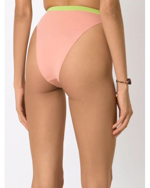 Clube Bossa Bikinislip Met Contrasterende Afwerking in het Pink