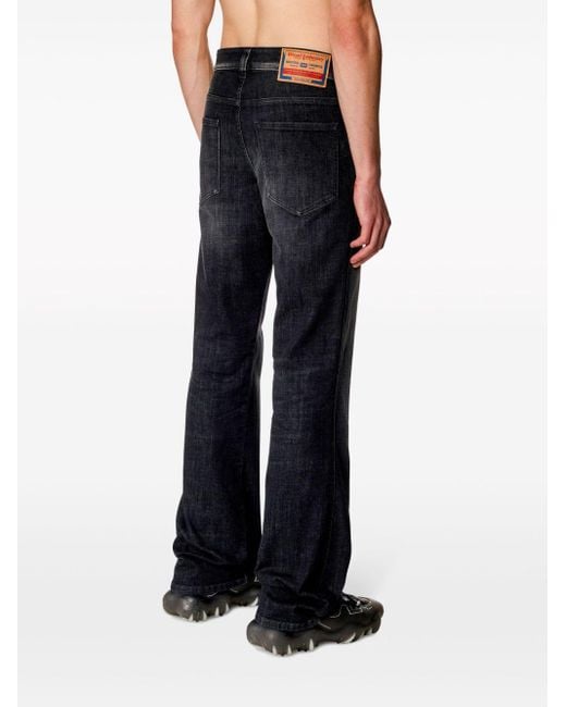 DIESEL Halbhohe D-Buck Bootcut-Jeans in Black für Herren
