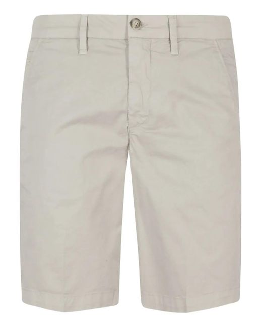 Bermudas chino Re-hash de hombre de color Gray