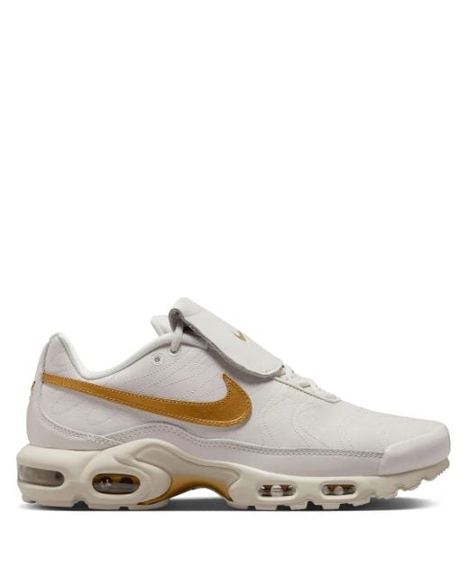 Sneakers Air Max Plus Tiempo "Phantom/Metallic" di Nike in White da Uomo