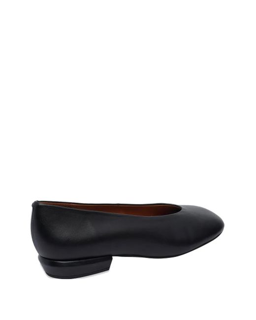 Angel Alarcon レザーパンプス Black