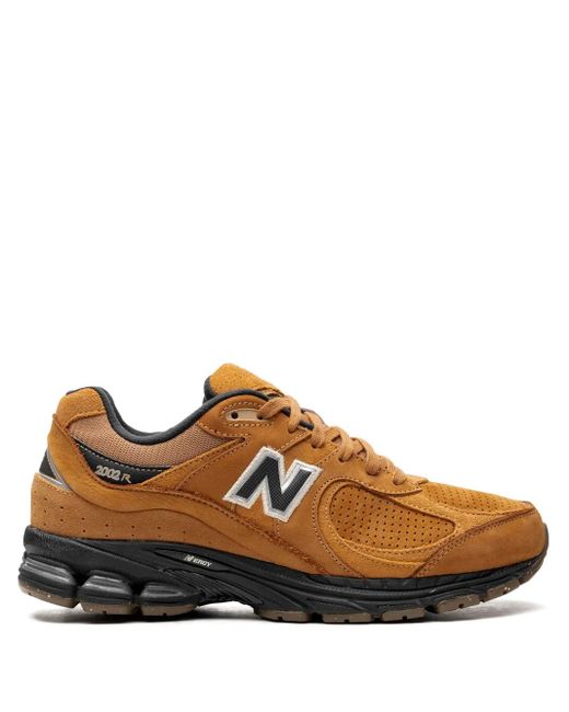 New Balance Brown 2002 Logo-Patch Sneakers