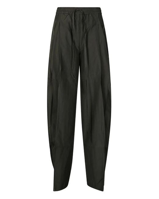 Pantalones Wade con pinzas ANDAMANE de color Black