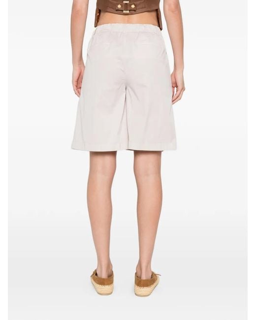 Via Masini 80 White Pleated Shorts