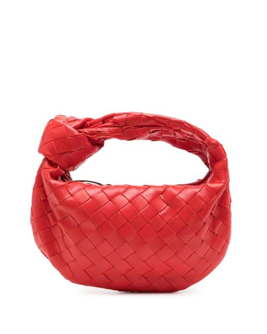 Bottega Veneta Jodie Leather Shoulder Bag in het Red