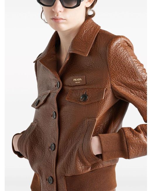 Chaqueta con efecto de piel de cocodrilo Prada de color Brown