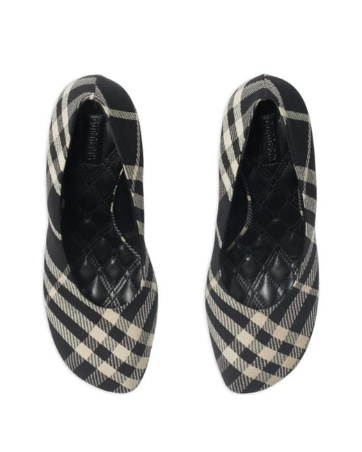 Burberry Black Pumps