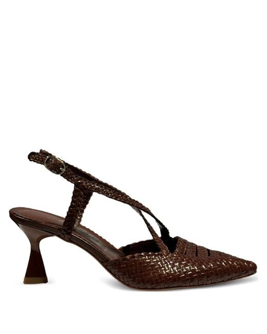 LA ROSE Brown Moritz Woven Slingback Pumps