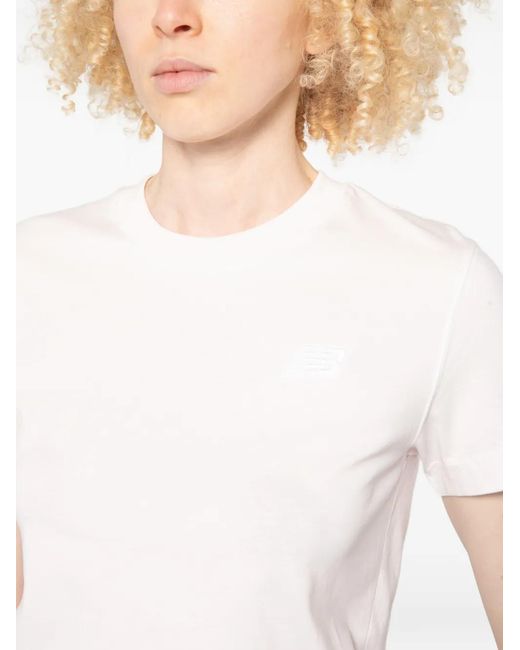 New Balance White T-Shirt À Détail De Logo