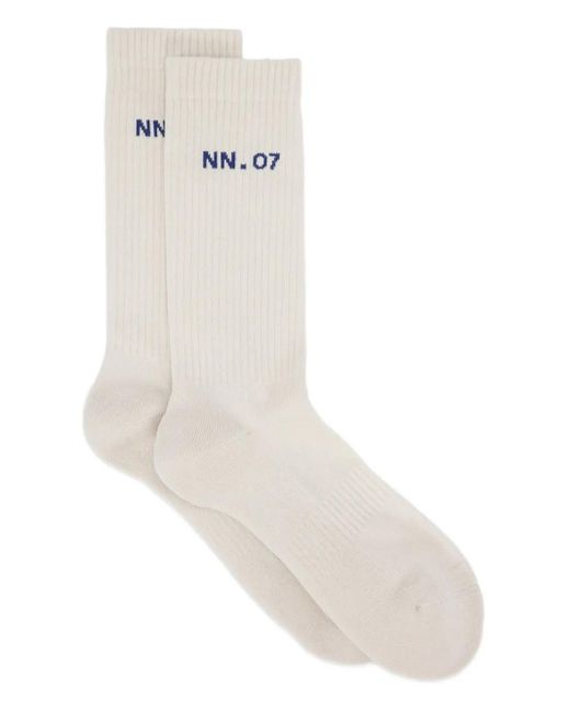 NN07 Geribbelde Sokken in het White voor heren