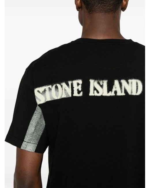 Camiseta con logo estampado Stone Island de hombre de color Black