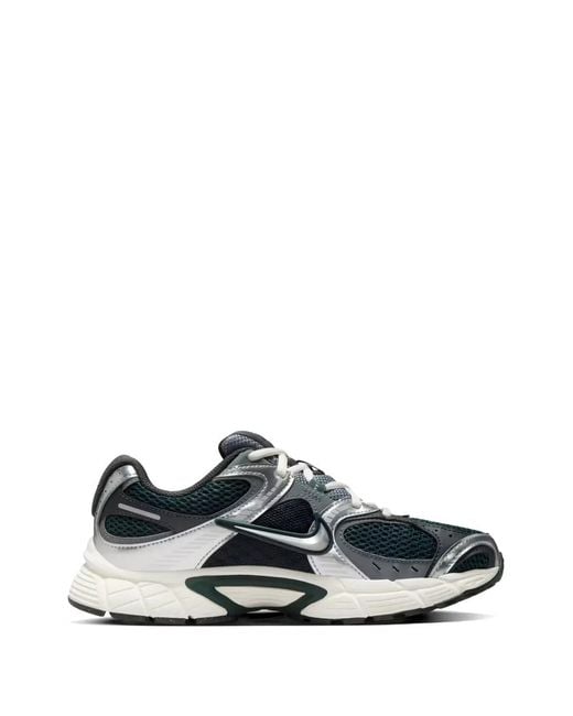 Nike White V5 Rnr Sneakers