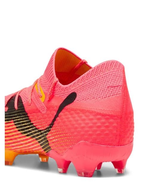 Botas Future Ultimate 7 FG AG Forever Faster Pack PUMA de hombre de color Pink