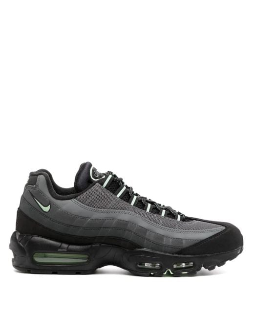 Nike メンズ ブラック Air Max 95 スニーカー