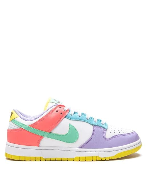 Baskets Dunk Low Se Easter Nike en coloris Black