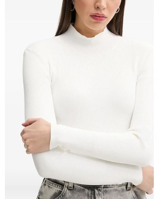 IRO White Gerippter Rollkragenpullover