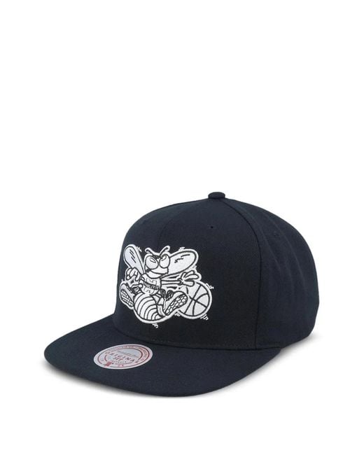 Mitchell & Ness Blue Charlotte Hornets Embroidered Snapback Cap for men