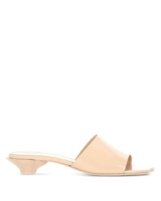 Mules di Chloé in Natural