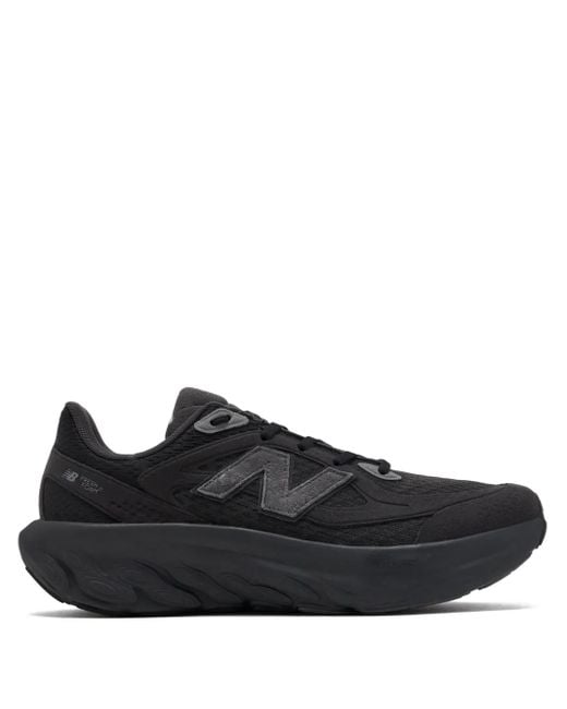 New Balance Black Fresh Foam Sneakers mit Mesh-Einsatz