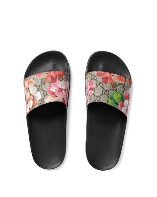 pink gucci flip flops
