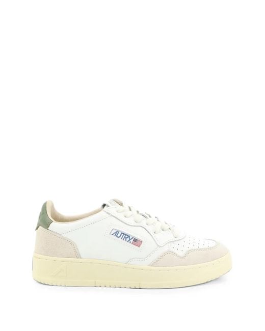 Autry White Medalist Low Sneakers