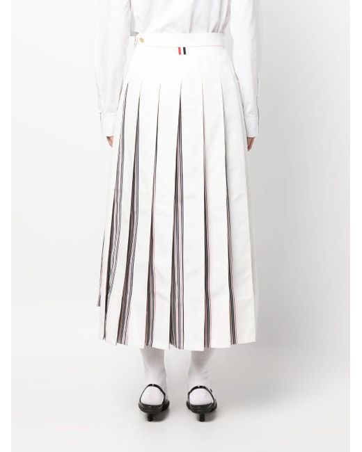 Falda plisada con cintura alta Thom Browne de color White