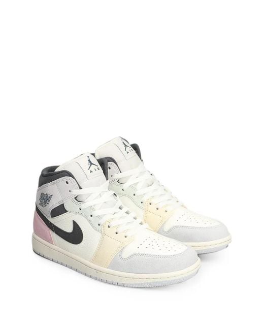 Nike White Logo-Patch Sneakers for men