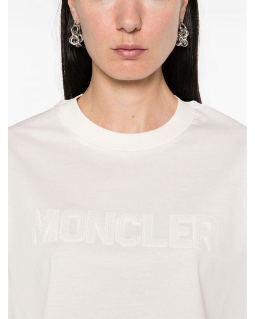 Moncler White T-Shirt mit Pailletten