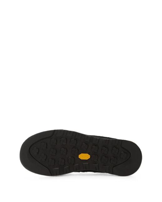 The North Face Black Clyffe Logo-Detail Panelled Lace-Up Sneakers