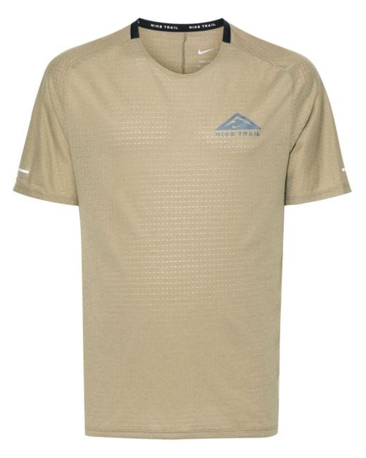 Nike Solar Chase T-Shirt mit Logo-Print in Natural für Herren