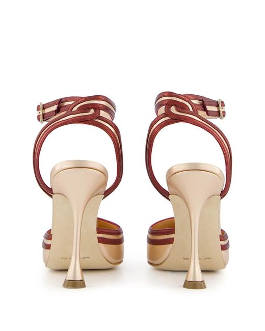 Manolo Blahnik Pink Pumps
