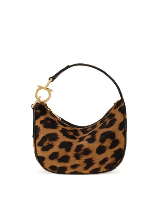 Bolso hobo Mini Ferragamo de color Brown