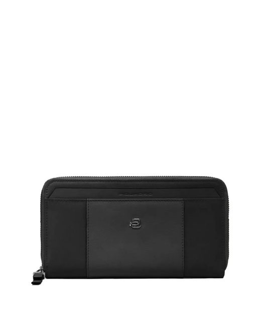 Piquadro Black Zip-Around Wallet