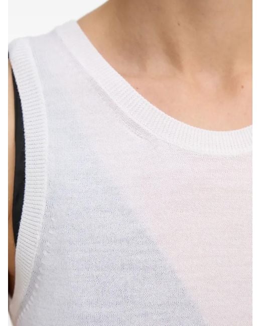 Top Smanicato Con Scollo Rotondo di Aeron in White