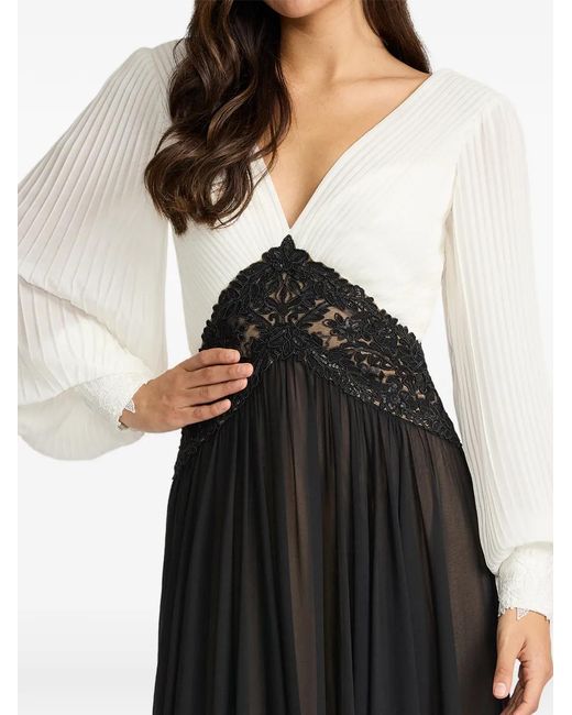 Tadashi Shoji Black Robe Longue Benulo À Design Plissé