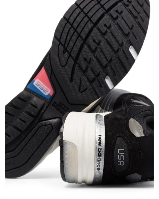 New Balance Black 992