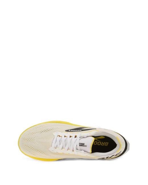 Brooks White Hyperion Max 4 Sneakers for men
