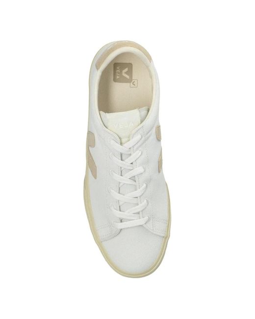 Zapatillas Con Parche Del Logo Veja de hombre de color White
