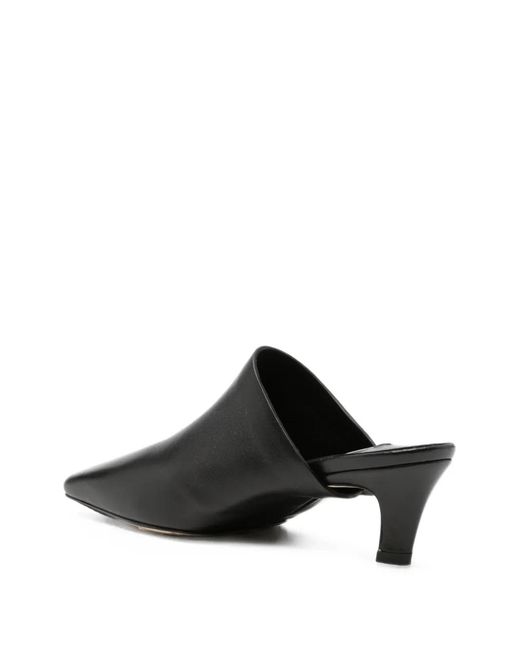 Totême Black Pointed-Toe Leather Mules