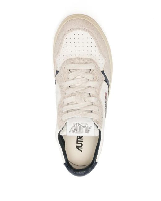 Autry Natural Medalist Low Wom Hair/Ele Wht/San