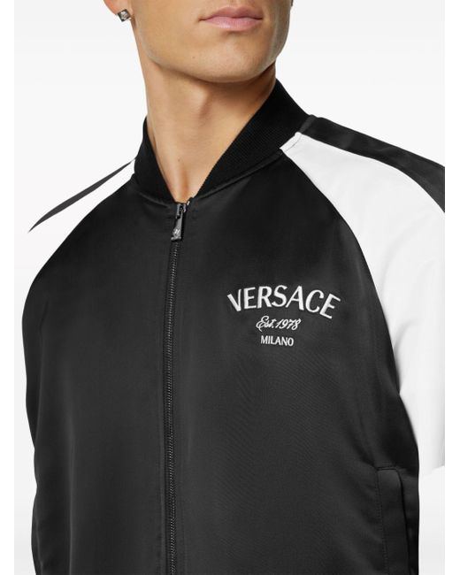 Veste bomber à logo brodé Versace pour homme en coloris Black