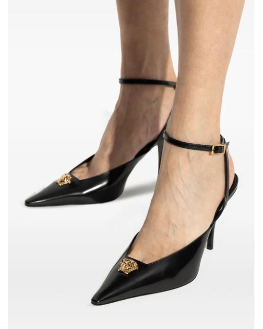Versace メドゥーサ 85mm ポインテッドトゥ パンプス Black