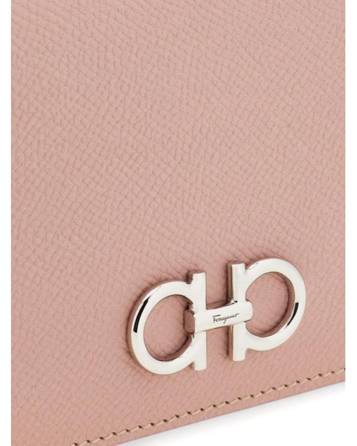 Ferragamo Pink Portemonnaie mit Gancini-Detail