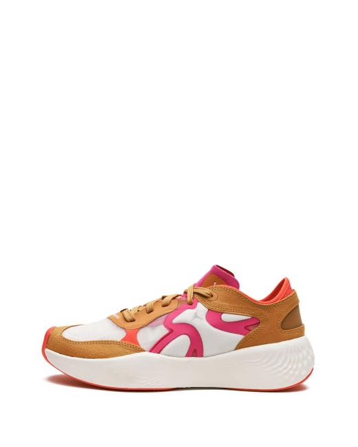 Nike Pink Baskets Delta 3