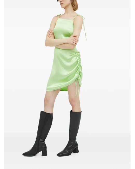 Robe Froncée À Bretelles Nouées Résumé en coloris Green
