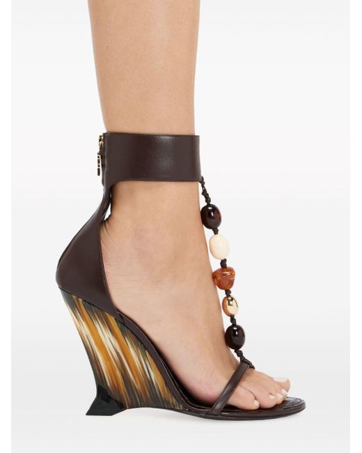 Sandales à détails de perles Ferragamo en coloris Black