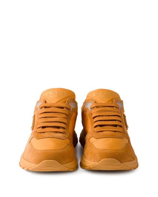 Prada Prax 2.0 Suède Running Sneakers in het Orange