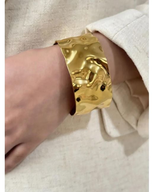 Hzmer Jewelry Metallic Hammered-Effect Bangle