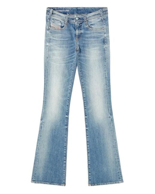 DIESEL Blue Tief sitzende 1969 D-ebbey Bootcut-Jeans