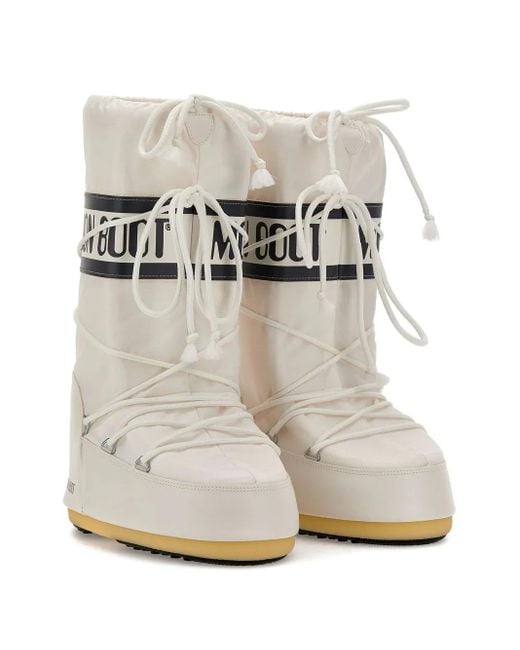 Moon Boot White S Icon Boots